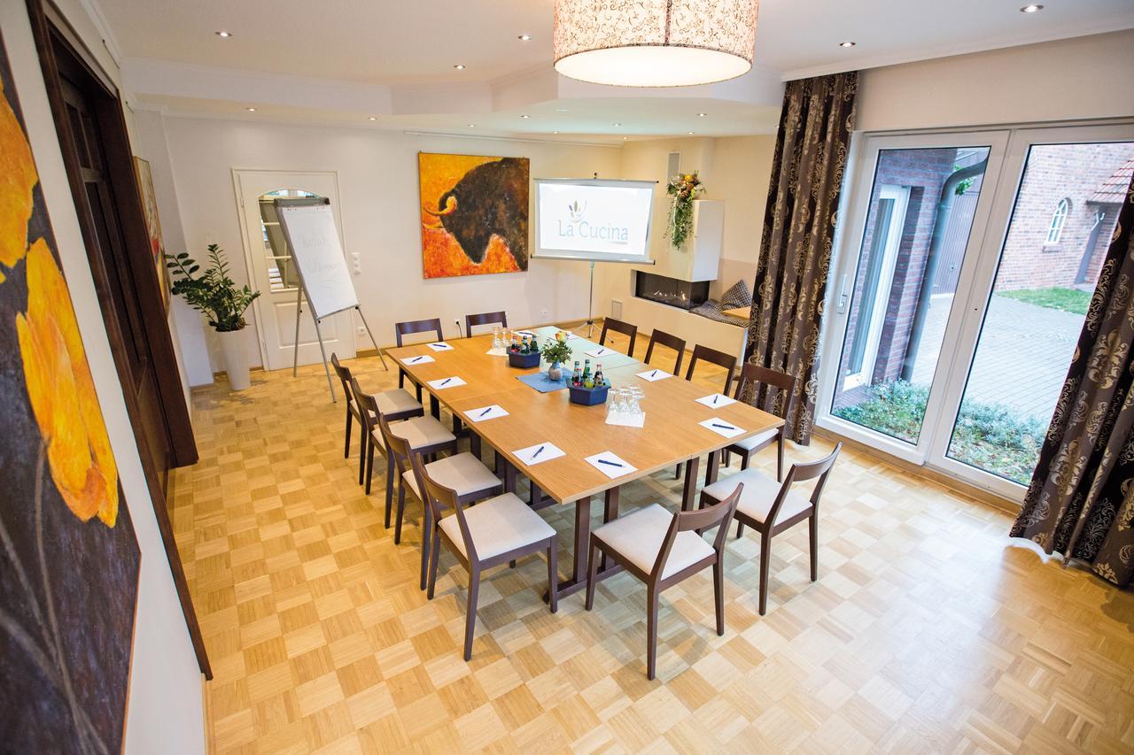Backhaus Hotel Am Hasetal เมพเพิน ภายนอก รูปภาพ